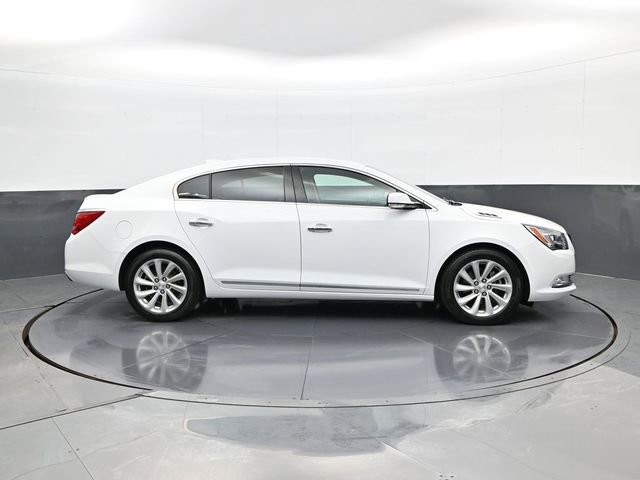 Used 2016 Buick LaCrosse Leather FWD image 4