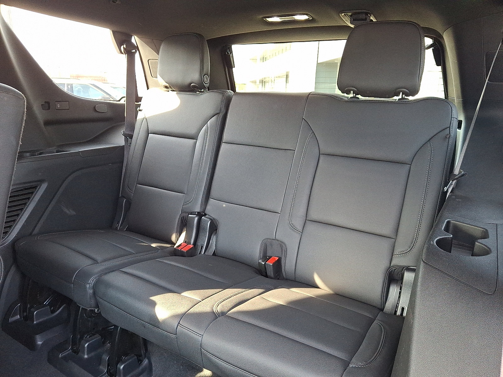 Used 2022 Chevrolet Tahoe Z71 AWD/4WD image 11