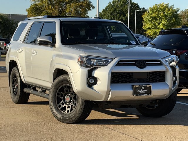 Used 2022 Toyota 4Runner SR5 RWD image 2