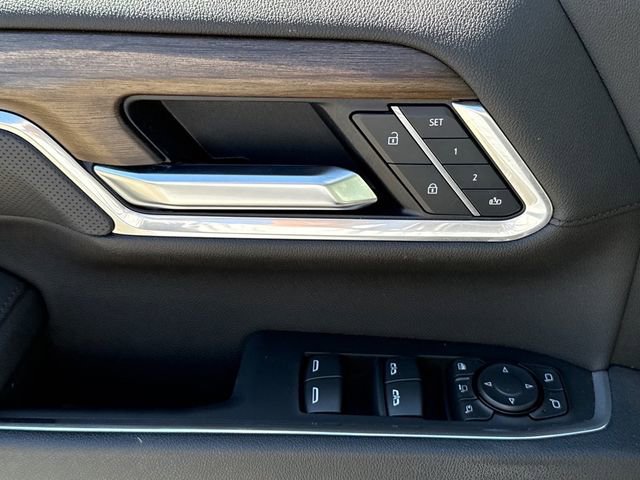 Certified 2025 Chevrolet Silverado 2500 High Country w/ Technology Package image 23