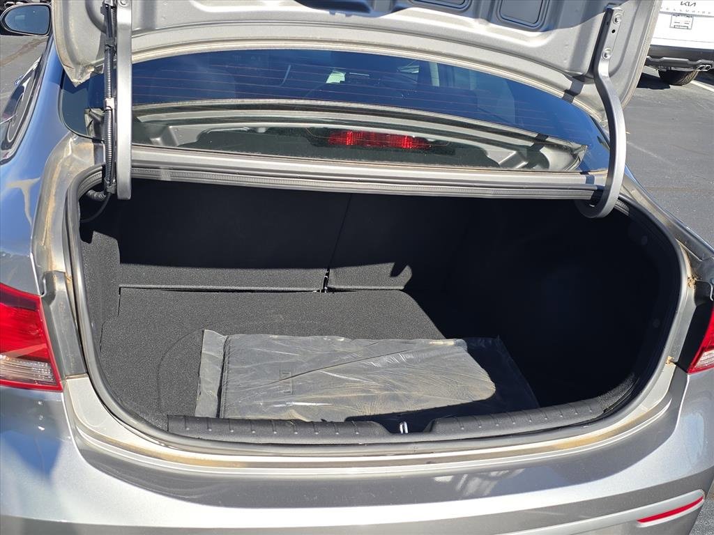 Used 2022 Kia Rio S w/ Technology Package image 13