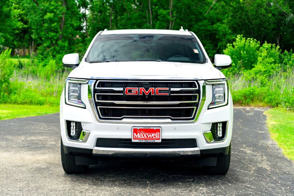 Used 2023 GMC Yukon XL SLT w/ SLT Luxury Package AWD/4WD image 5