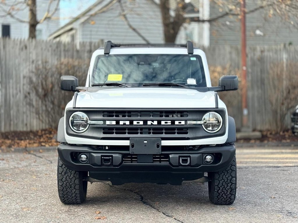 Used 2022 Ford Bronco Black Diamond image 9