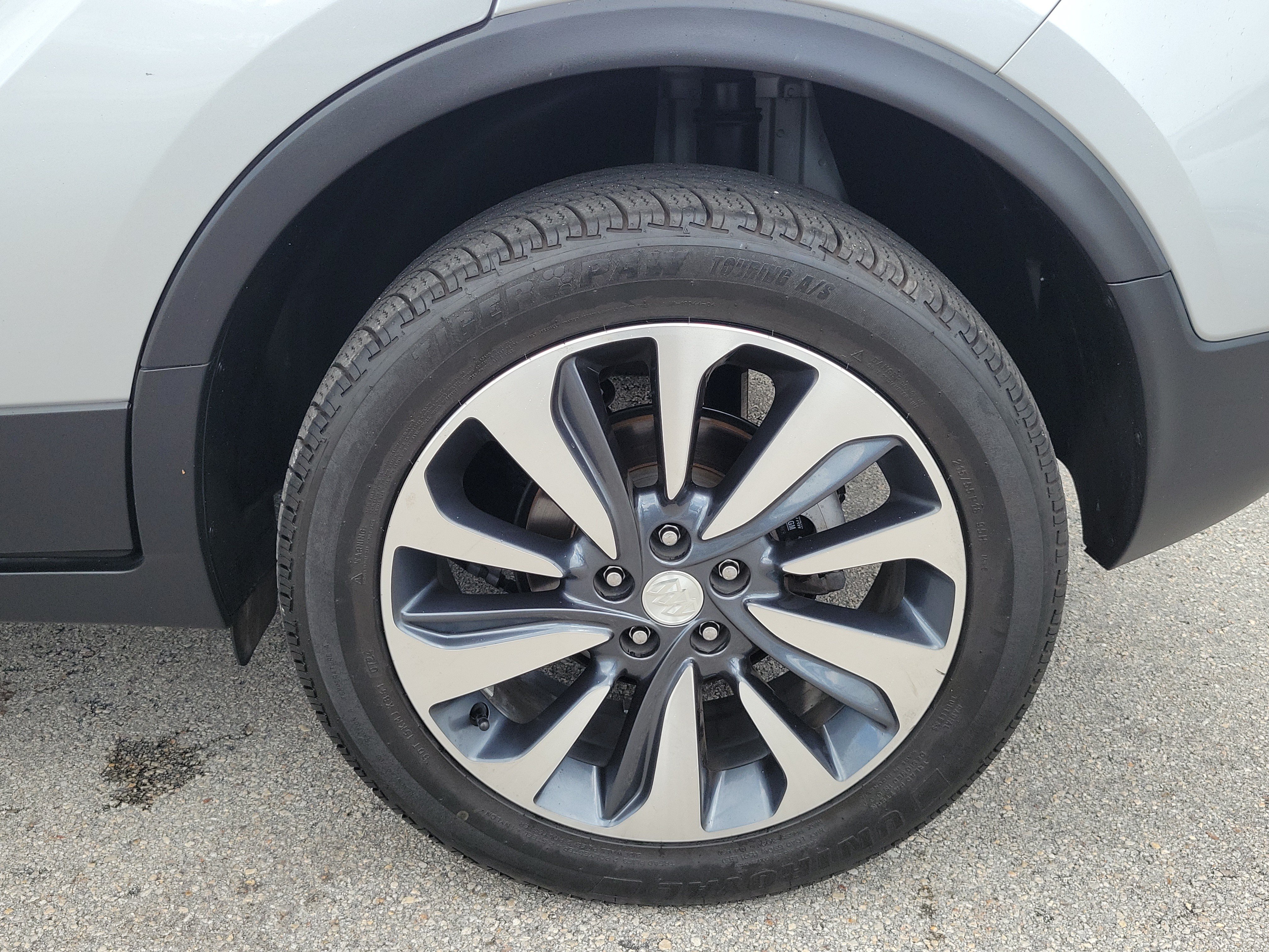 Used 2022 Buick Encore Preferred FWD image 27
