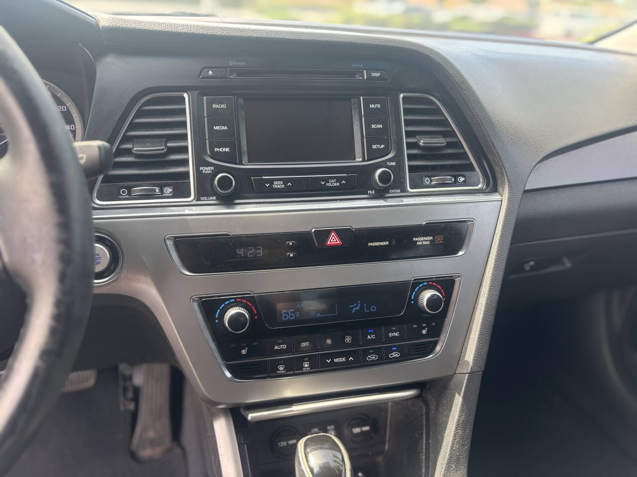 Used 2015 Hyundai Sonata Sport w/ Option Group 03 FWD image 15