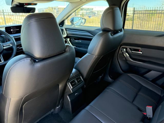 Used 2025 MAZDA CX-50 AWD 2.5 Hybrid w/ Premium Pkg image 28