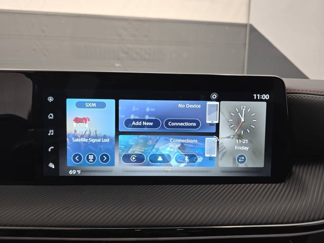 Used 2025 Nissan Kicks SR image 31