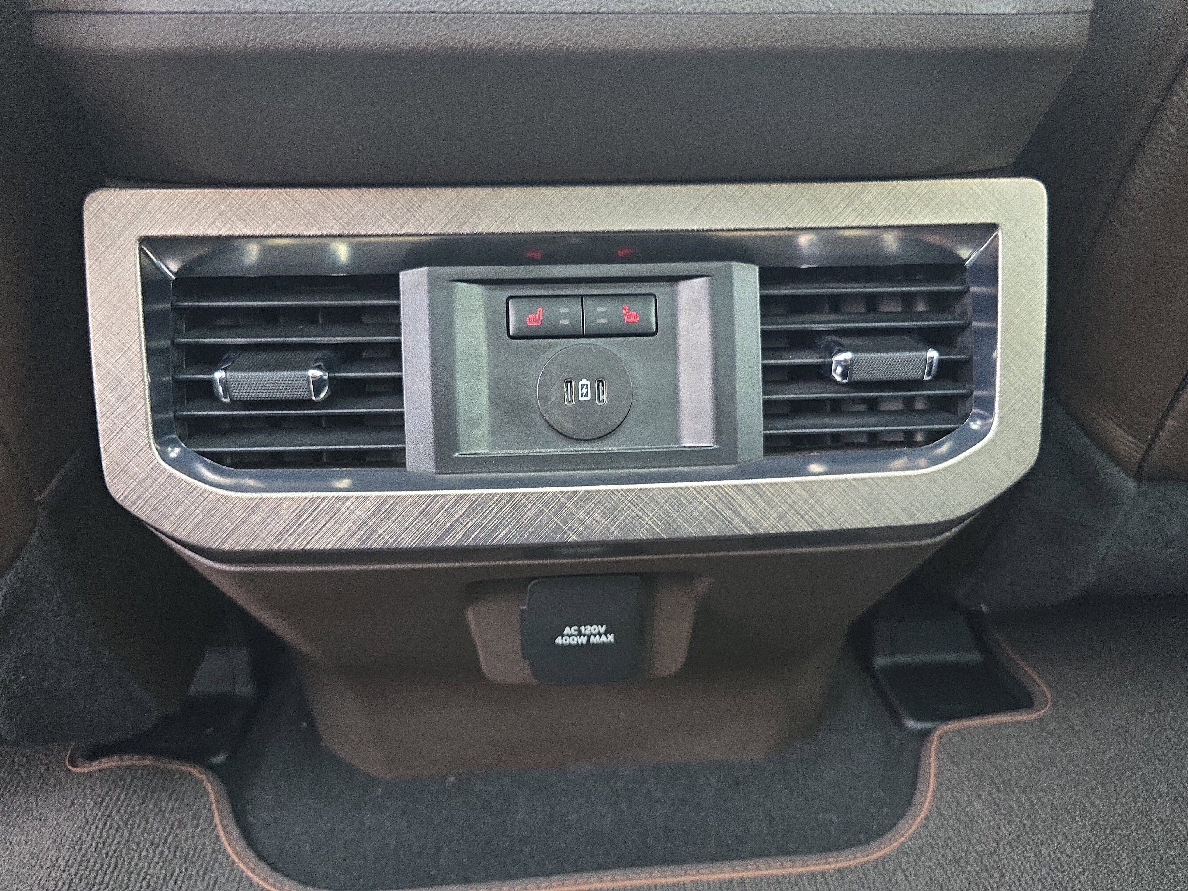 Used 2025 Ford F450 King Ranch w/ Chrome Package image 17