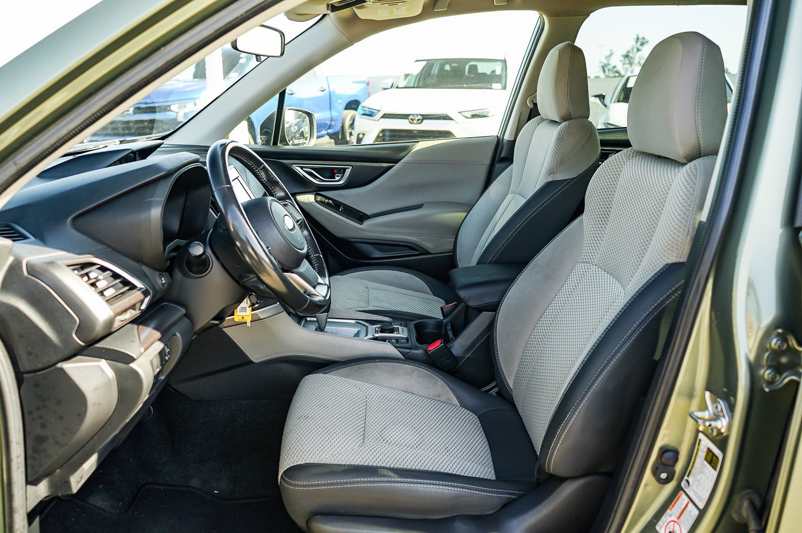 Used 2020 Subaru Forester Premium AWD/4WD image 19