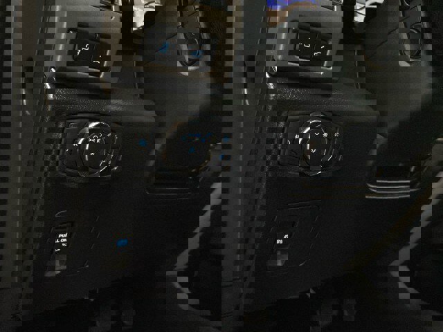 Used 2021 Ford Expedition Max XLT image 19