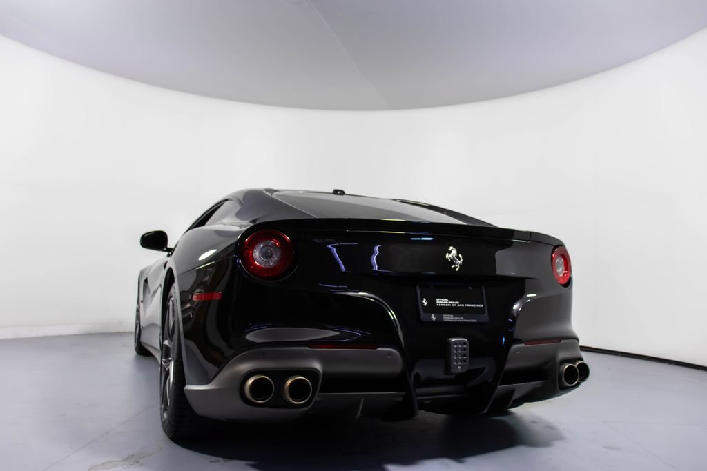 Used 2014 Ferrari F12 Berlinetta RWD image 25