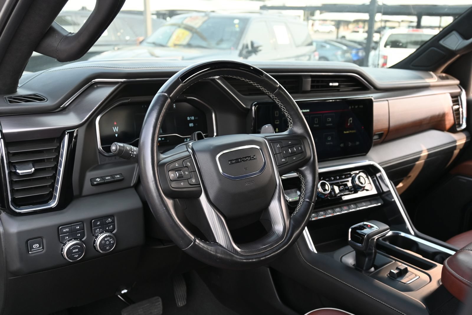 Used 2025 GMC Sierra 1500 Denali Ultimate AWD/4WD image 17