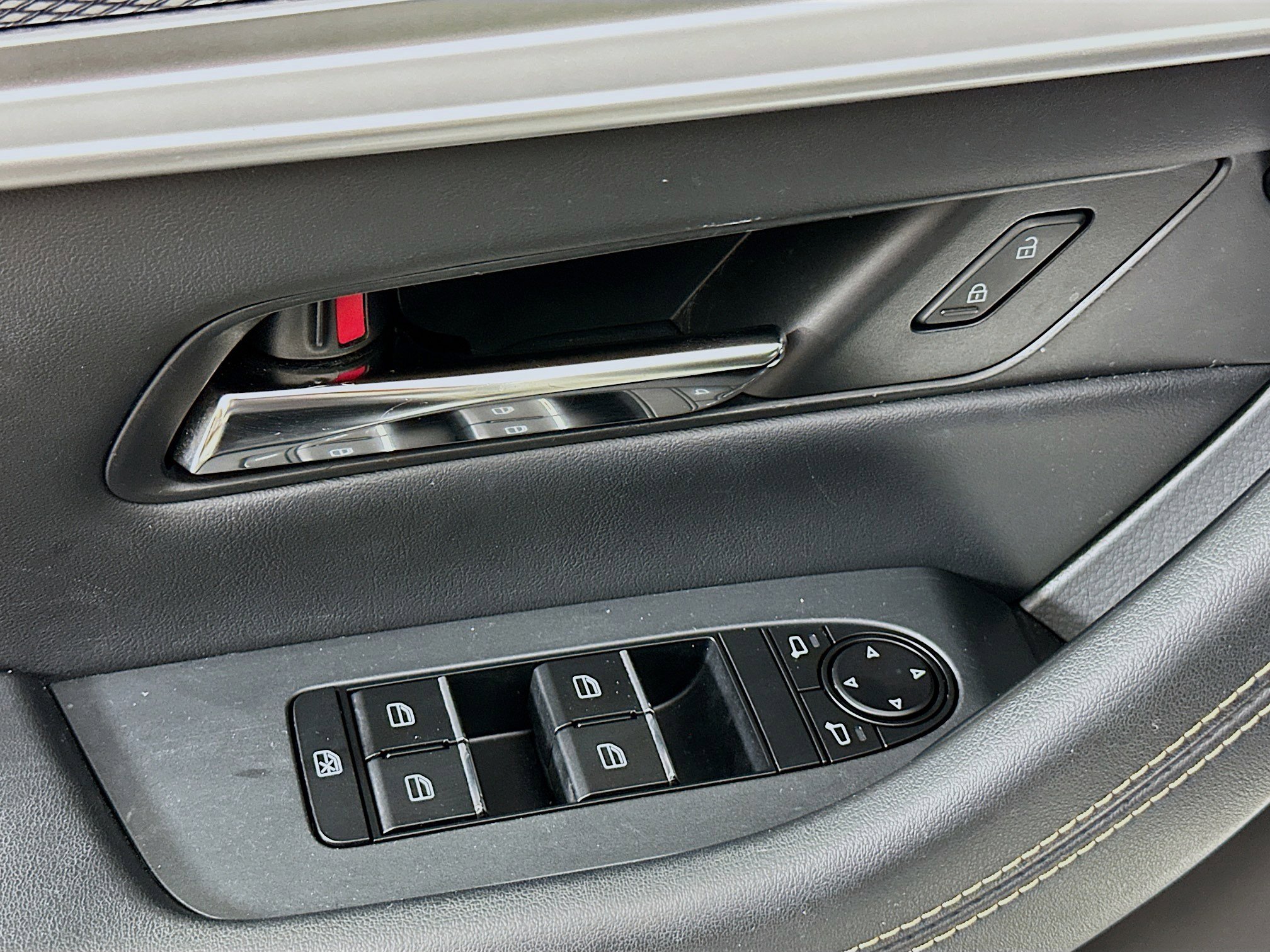 Used 2024 MAZDA CX-90 3.3 Turbo w/ Preferred Plus image 15