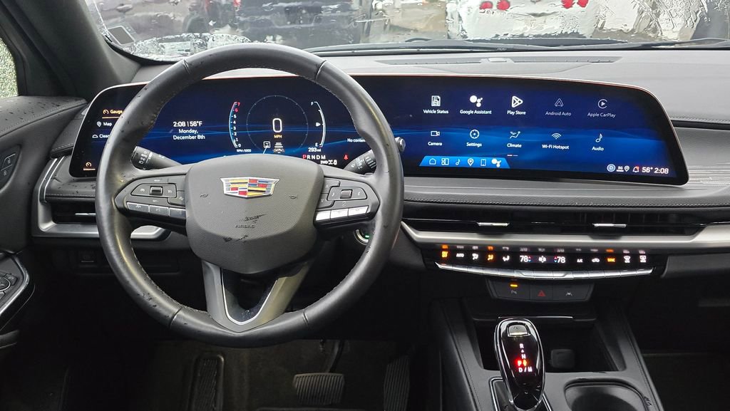 Used 2025 Cadillac XT4 Premium Luxury image 22