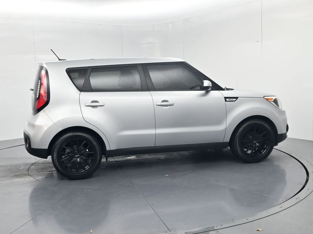 Used 2017 Kia Soul image 8