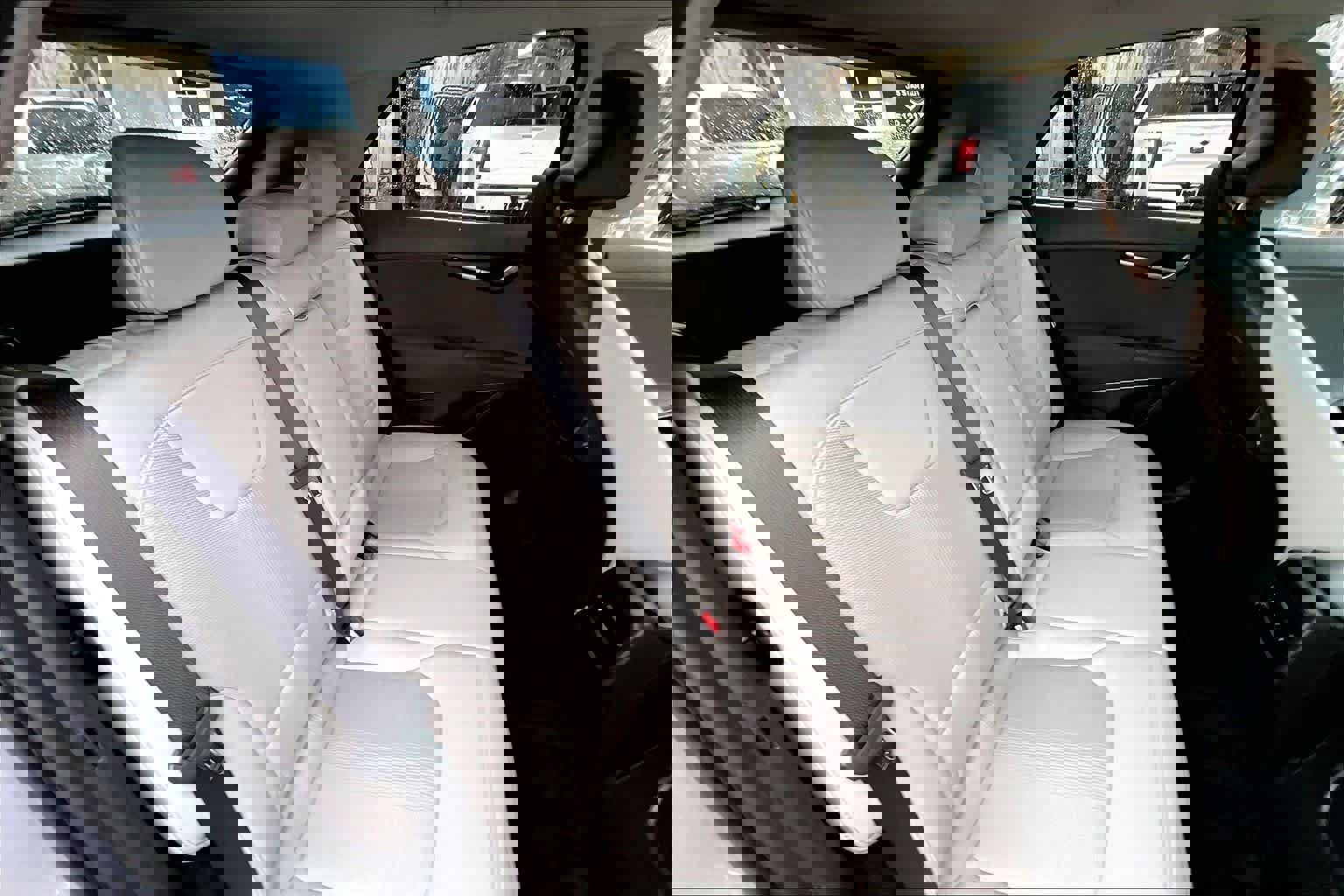 Used 2023 Kia Niro EX image 23