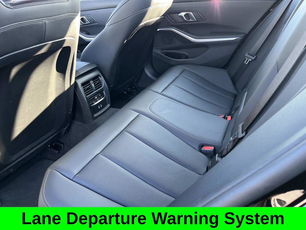 Used 2025 BMW 330i xDrive Sedan image 19