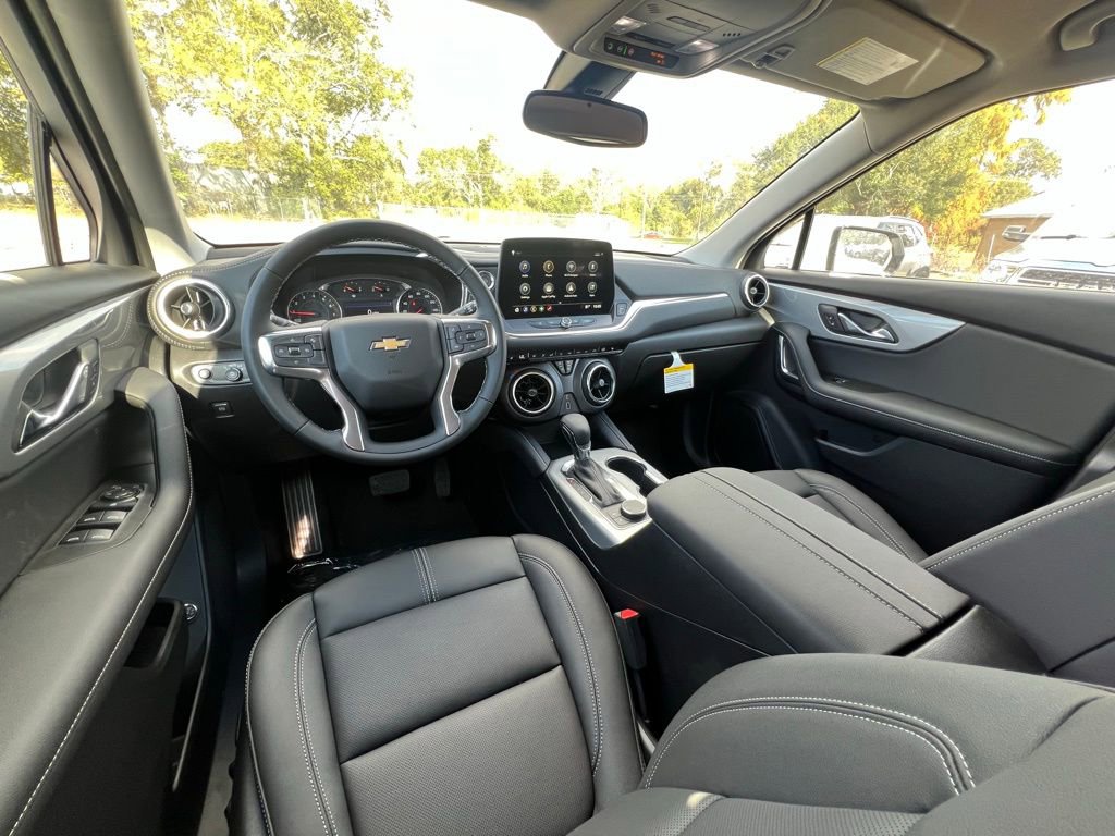 New 2026 Chevrolet Blazer LT image 12