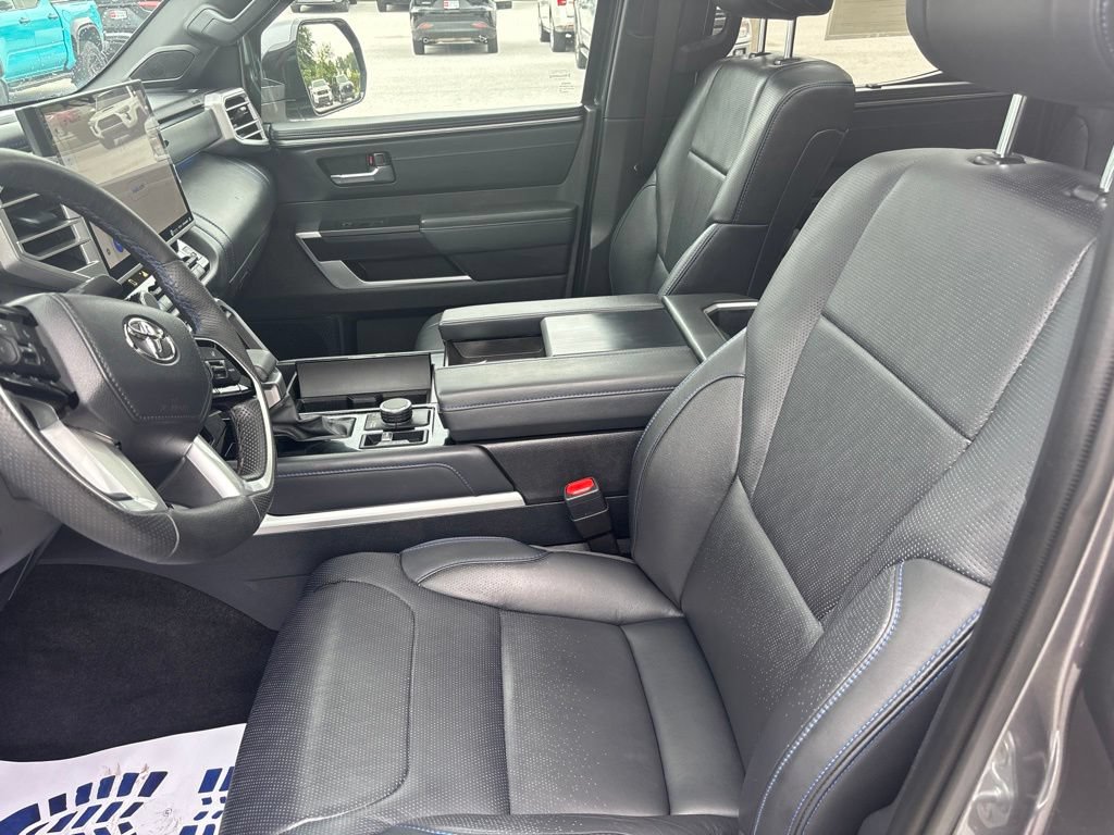 Used 2023 Toyota Tundra Platinum AWD/4WD image 36