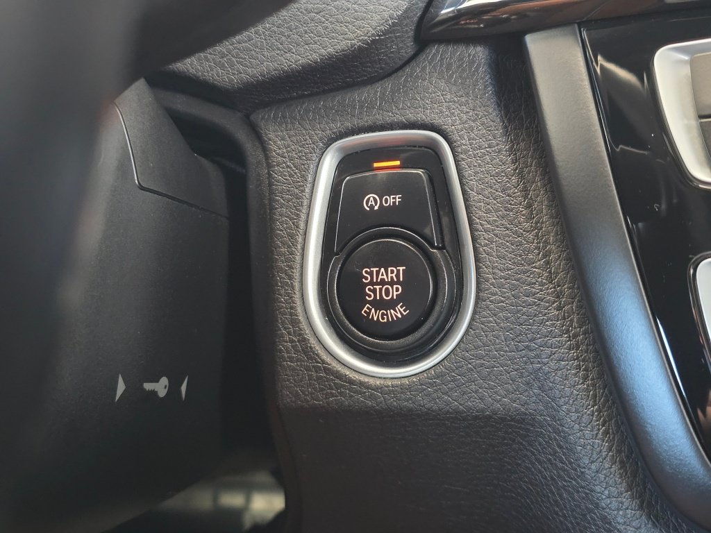 Used 2016 BMW M4 Coupe RWD image 31