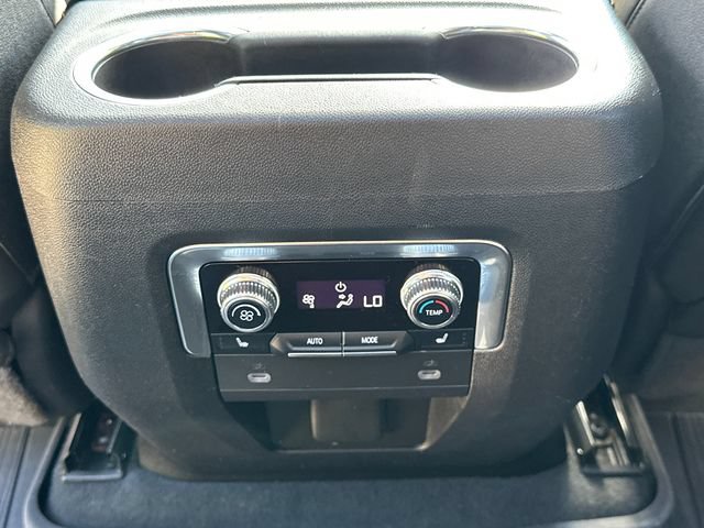 Certified 2024 GMC Yukon AT4 w/ AT4 Premium Package AWD/4WD image 23