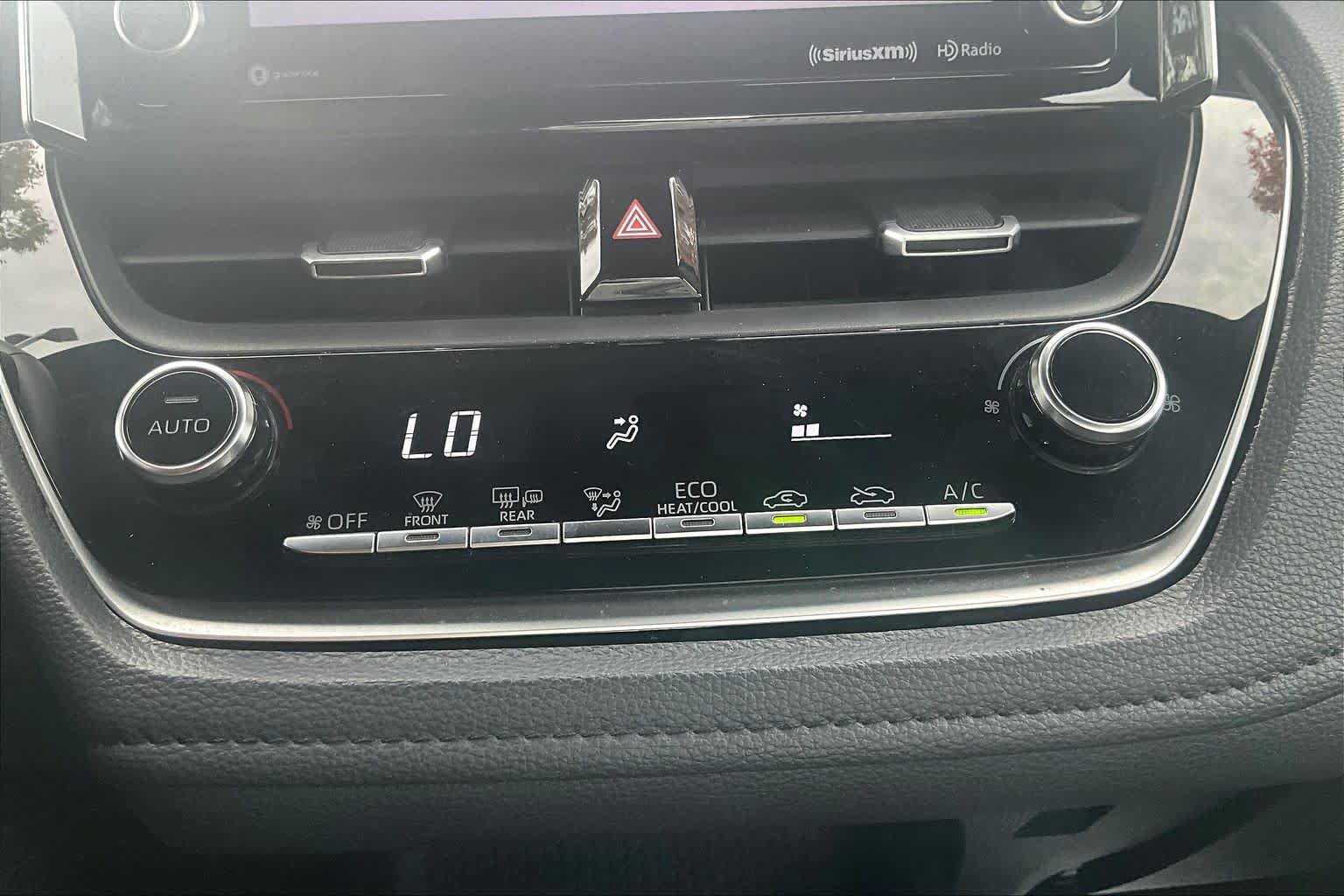 Used 2022 Toyota Corolla XSE FWD image 35