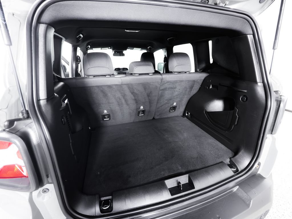 Used 2022 Jeep Renegade Altitude AWD/4WD image 15
