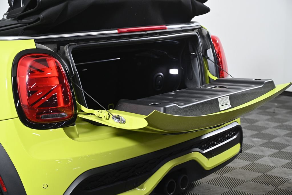 Certified 2024 MINI Cooper S image 32