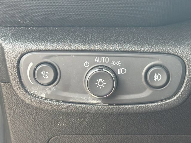 Used 2023 Chevrolet TrailBlazer LT FWD image 21