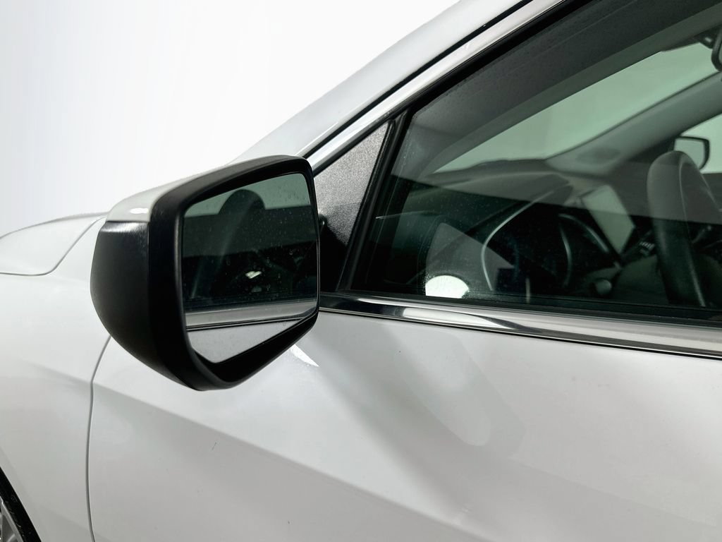 Used 2025 Chevrolet Malibu LT FWD image 37