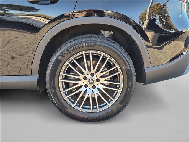 Certified 2026 Mercedes-Benz GLC 300 image 23