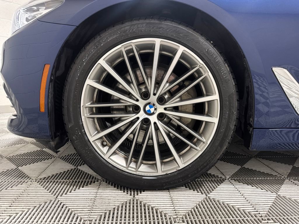 Used 2018 BMW 540i xDrive image 51