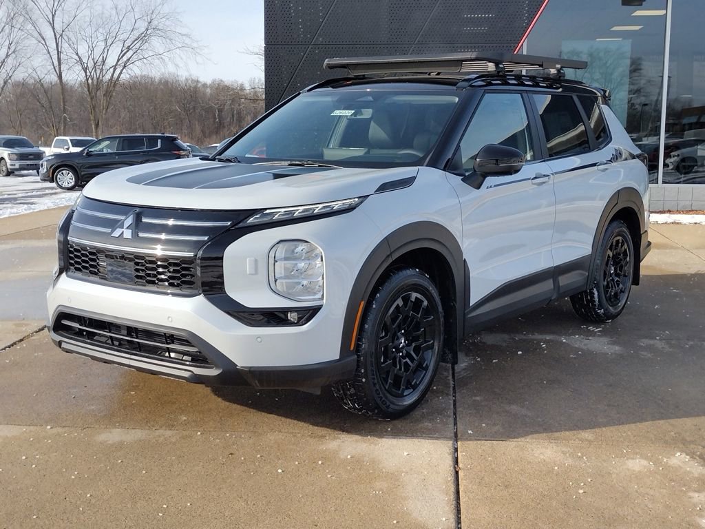 New 2026 Mitsubishi Outlander Trail Edition