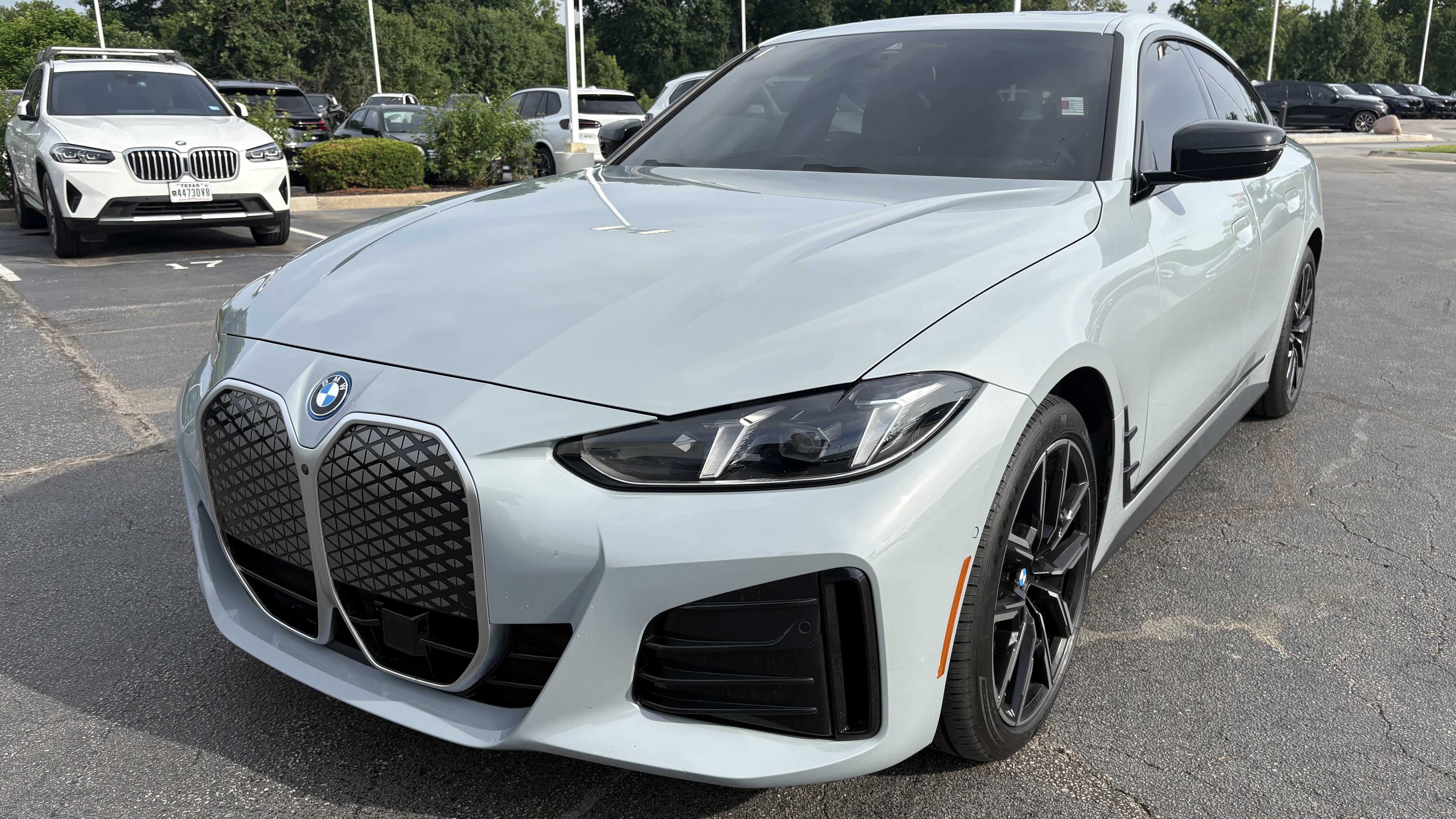 Used 2025 BMW i4 xDrive40i w/ M Sport Package AWD/4WD image 5