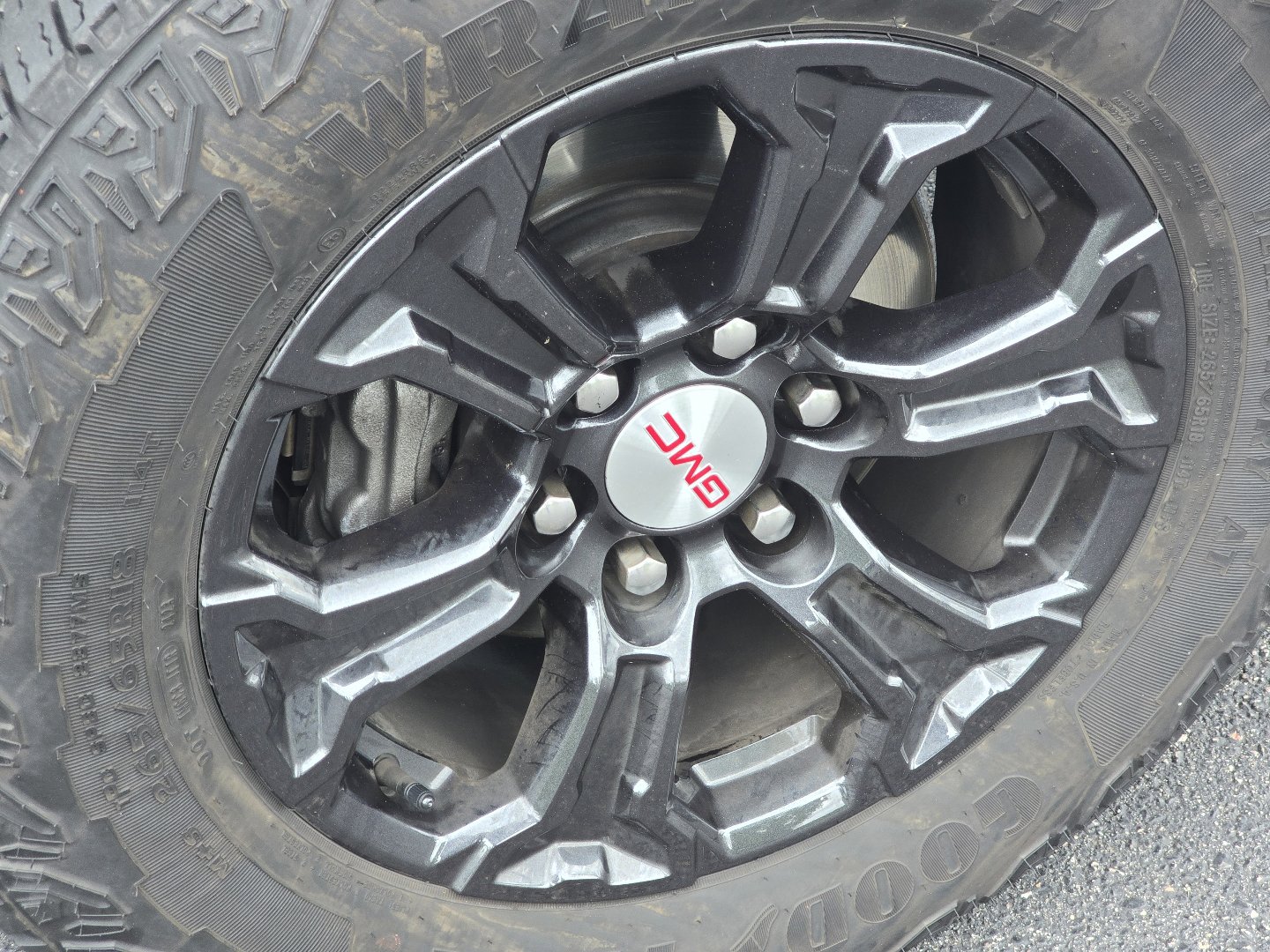 Used 2023 GMC Canyon Elevation w/ Convenience Package AWD/4WD image 16