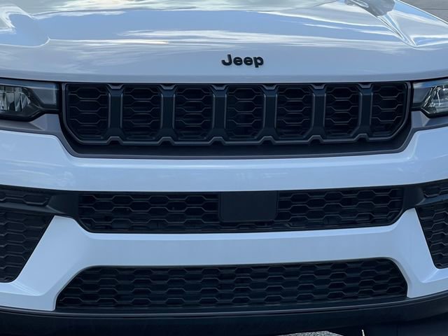 New 2026 Jeep Grand Cherokee Altitude AWD/4WD image 40