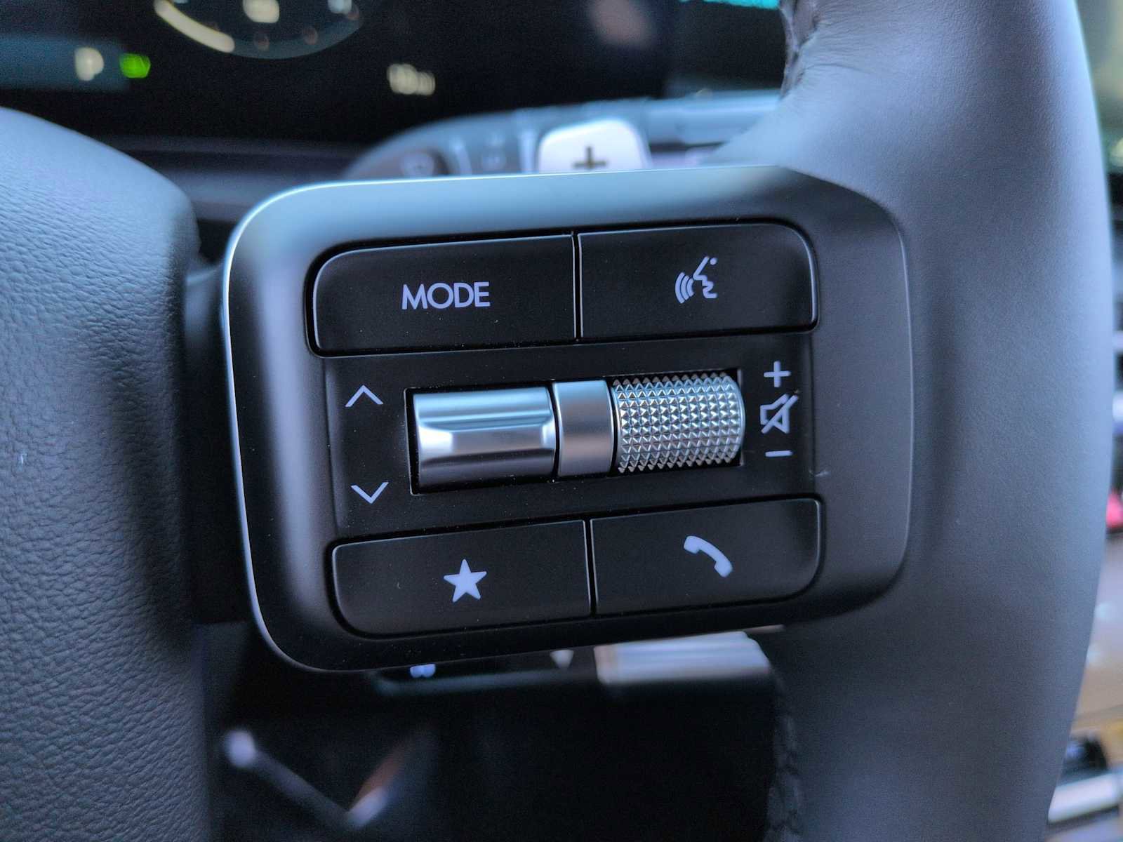 New 2026 Hyundai Santa Fe Limited image 25