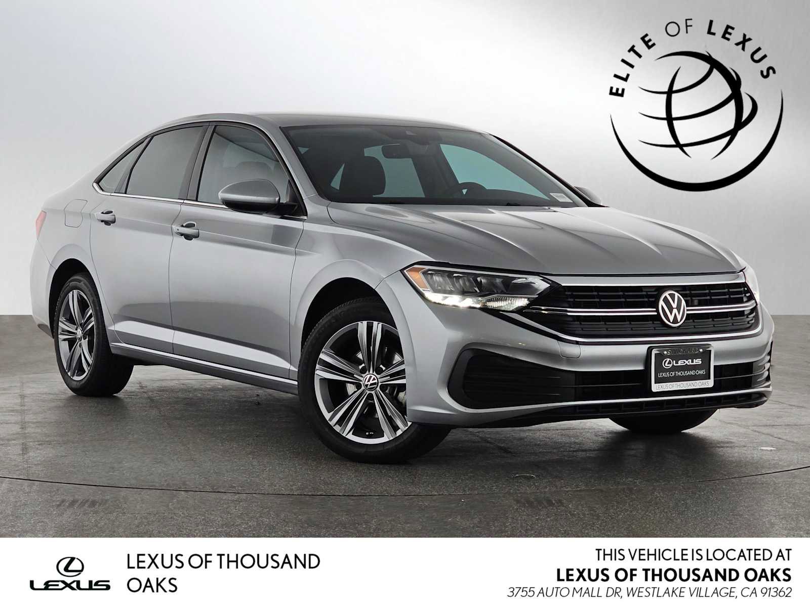 Used 2022 Volkswagen Jetta SE image 1