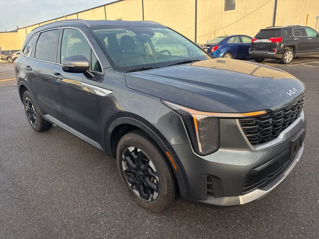Used 2024 Kia Sorento S