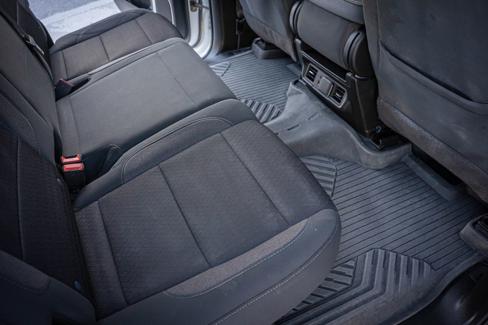 Used 2024 Chevrolet Silverado 2500 LT image 30