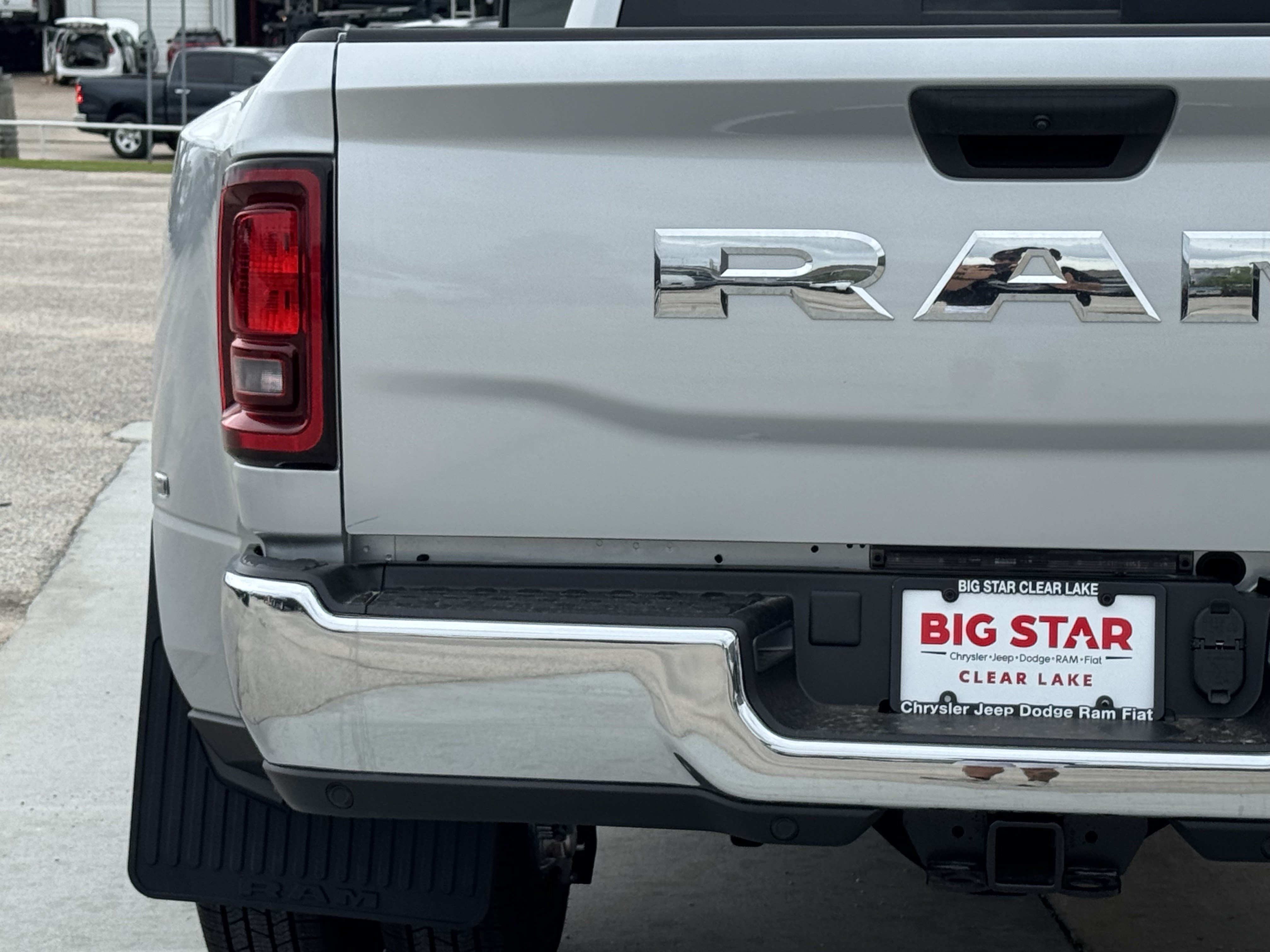 New 2026 RAM 3500 Tradesman AWD/4WD image 11