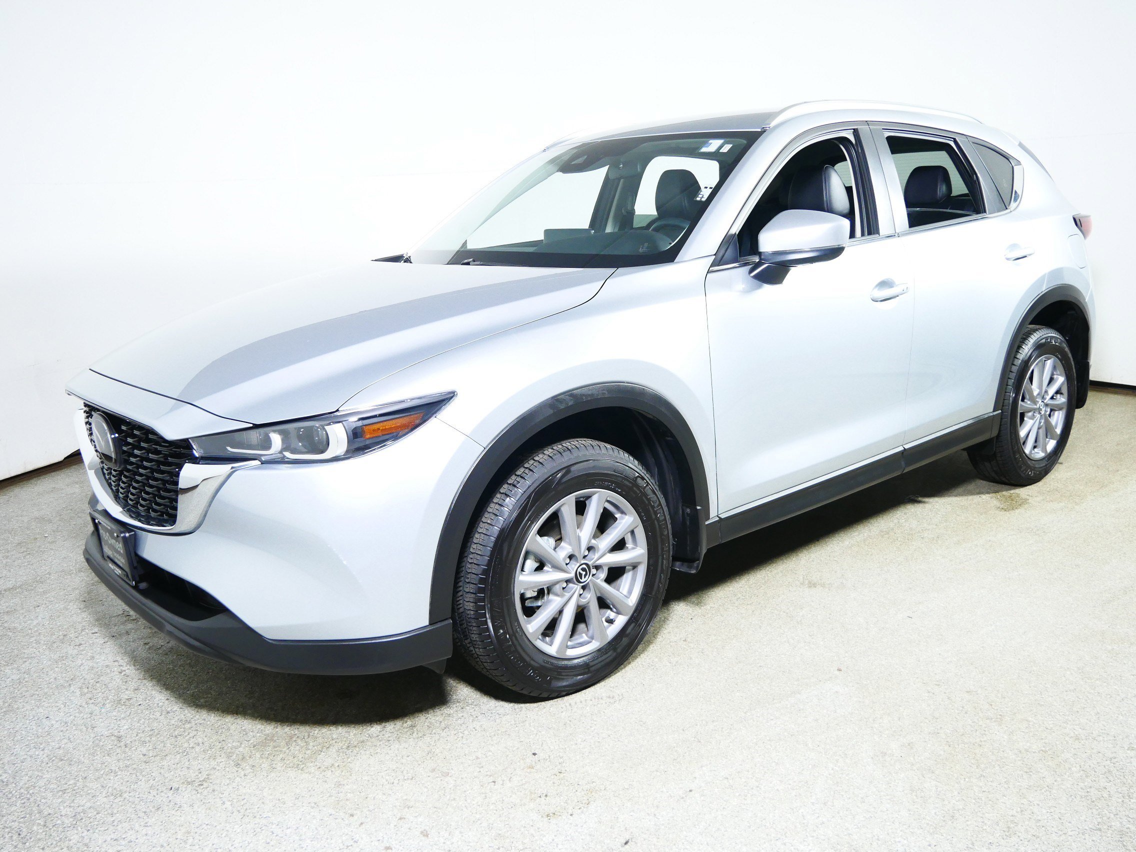 Used 2023 MAZDA CX-5 AWD 2.5 S w/ Select Package image 3