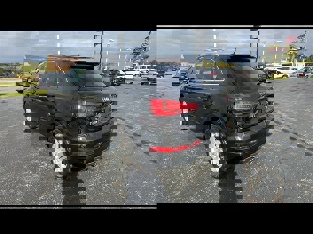 Used 2018 Audi Q3 2.0T Premium Plus w/ Premium Plus Package image 6