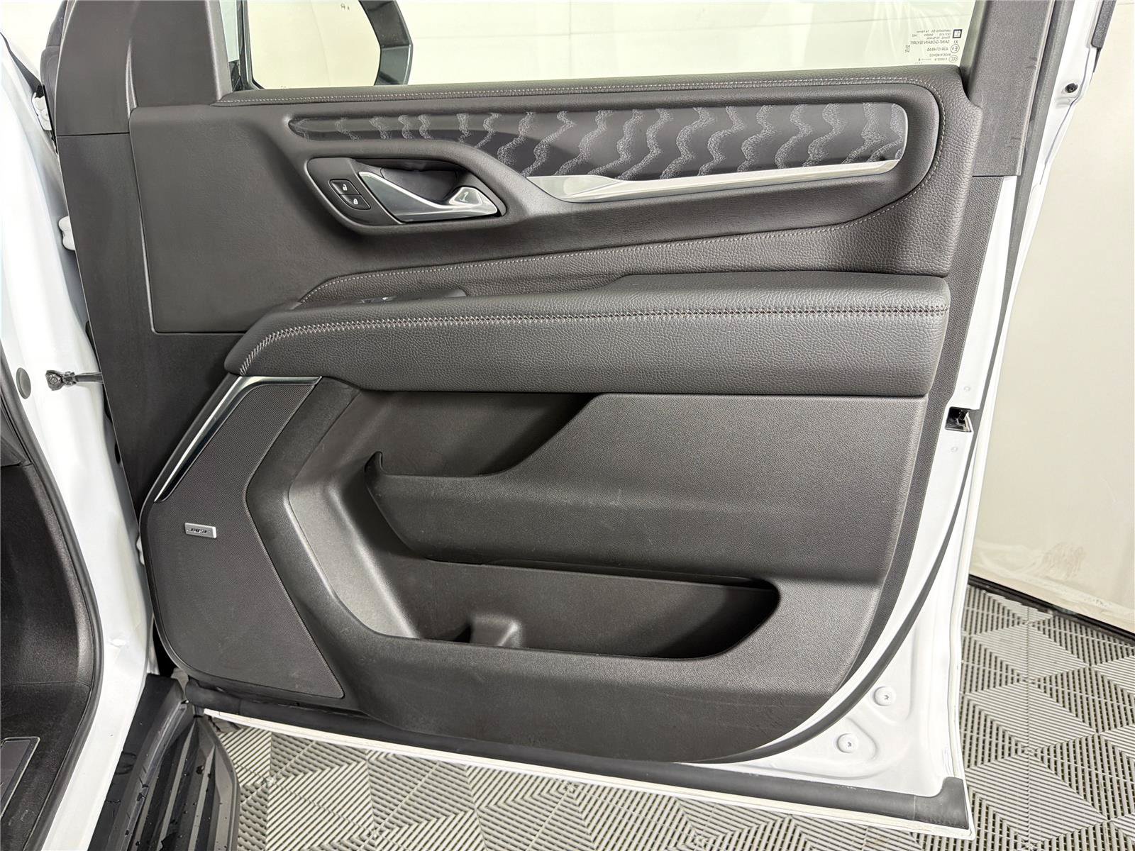 Certified 2024 GMC Yukon XL Denali RWD image 12