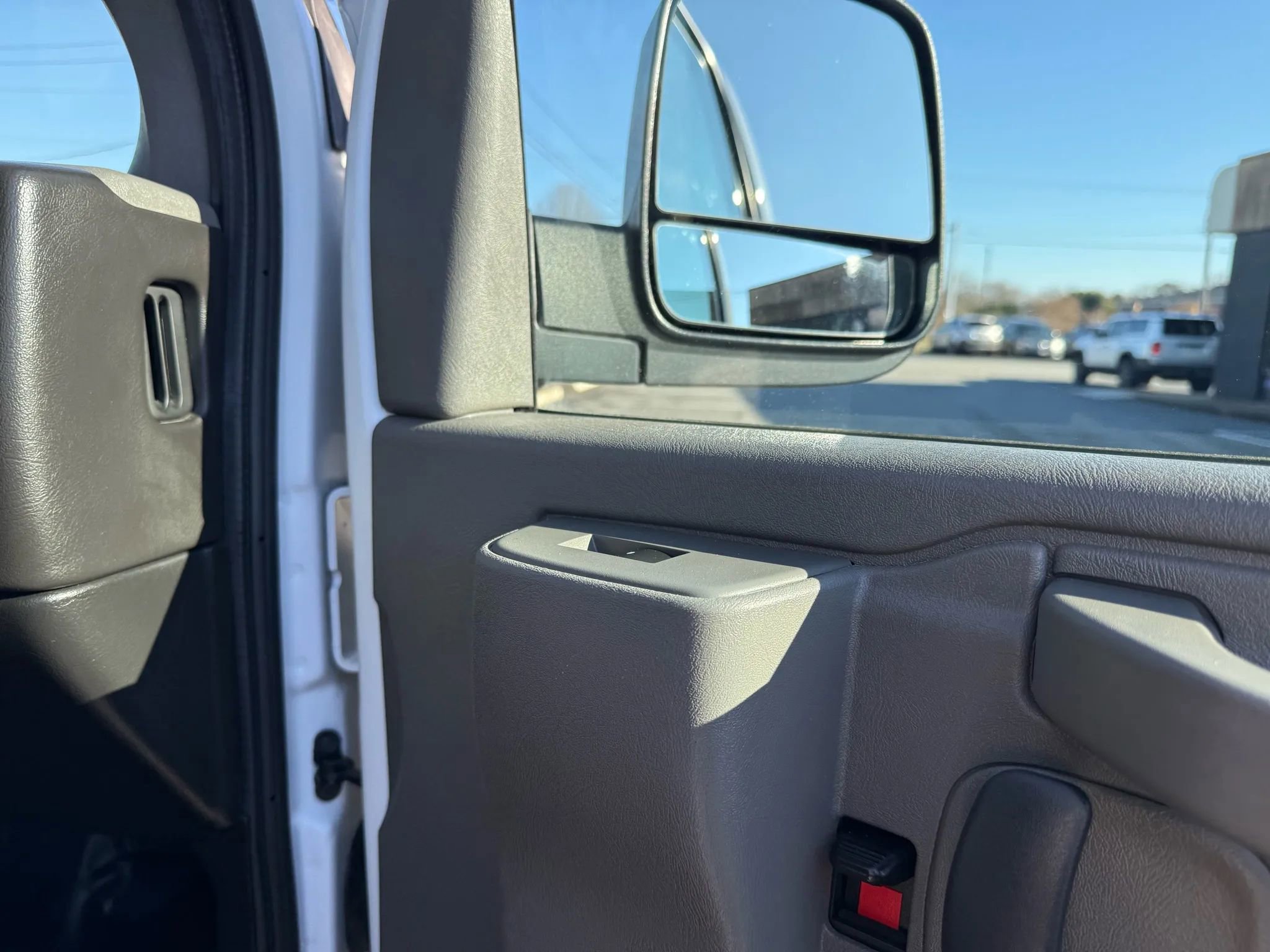 Used 2022 GMC Savana 2500 w/ Communications Package image 46