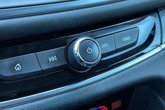 Used 2019 Buick Enclave Avenir w/ Avenir Technology Package image 33