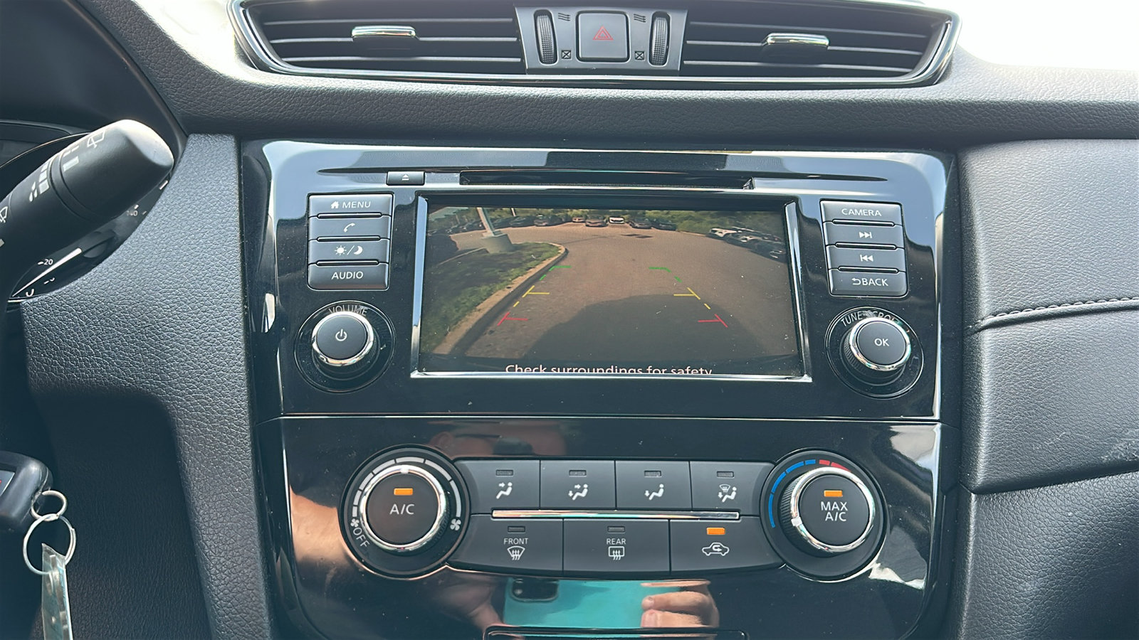 Used 2019 Nissan Rogue S AWD/4WD image 20