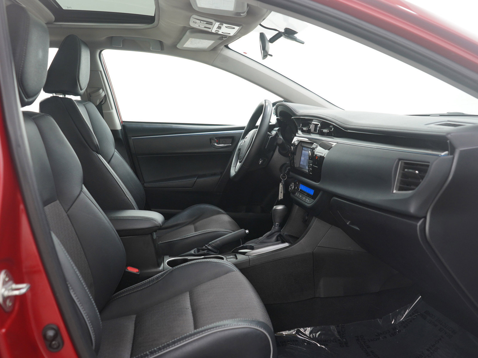 Used 2015 Toyota Corolla S image 11