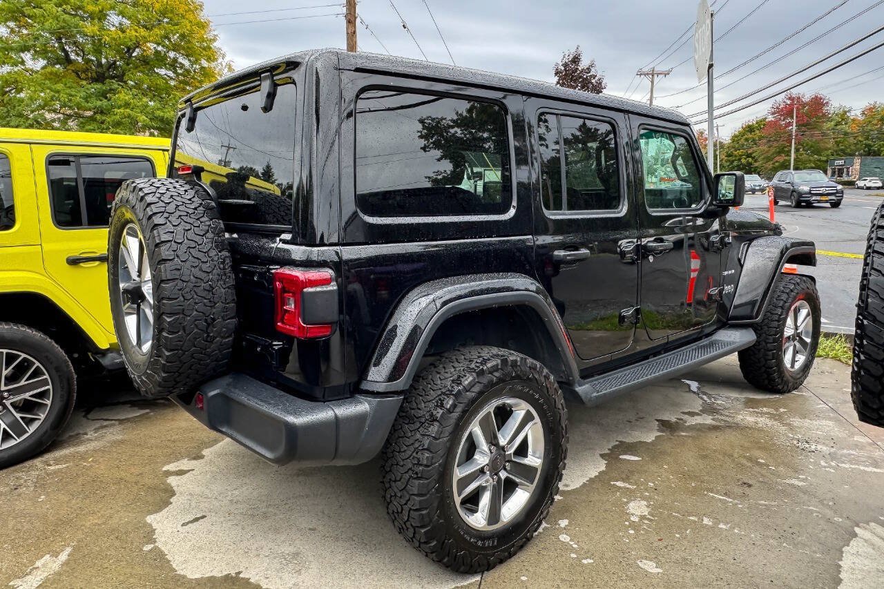 Used 2019 Jeep Wrangler Unlimited Sahara w/ Uconnect 4C Nav & Sound Group AWD/4WD image 2