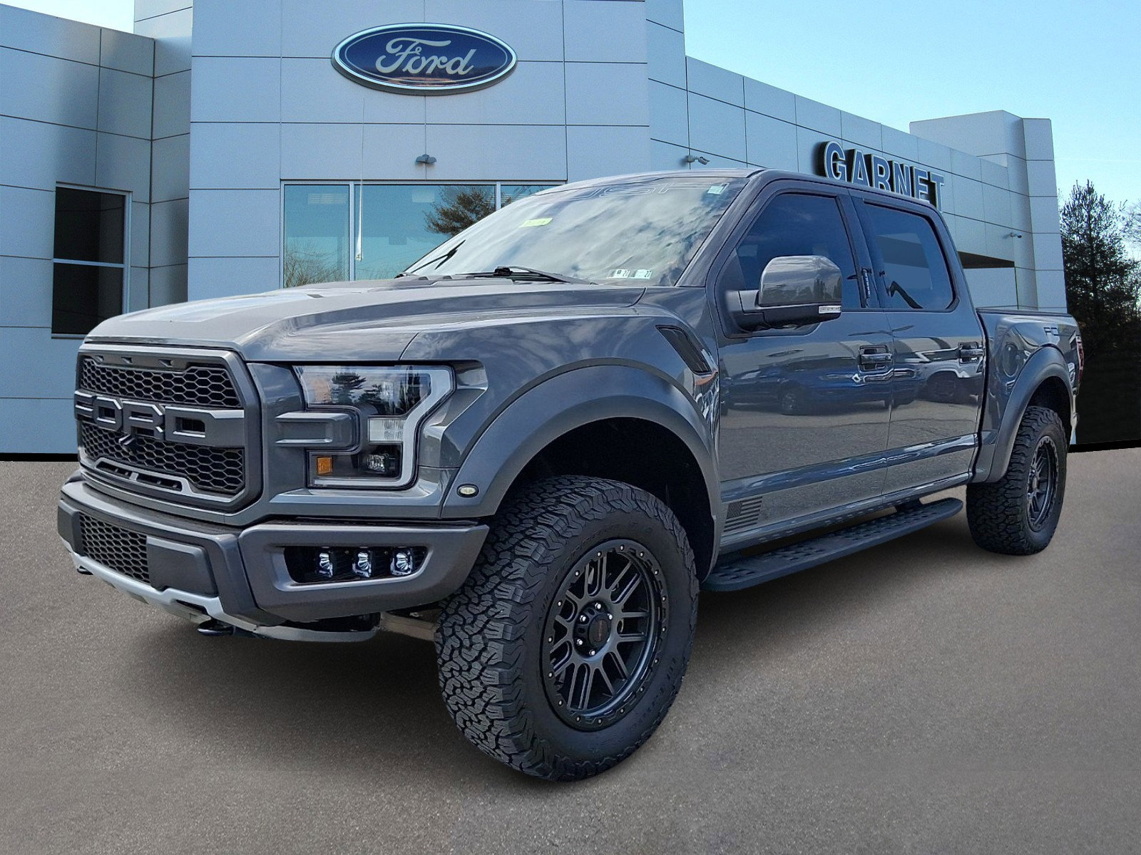 Used 2018 Ford F150 Raptor w/ Equipment Group 802A Luxury AWD/4WD image 4